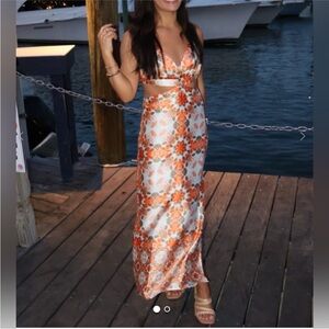 House of Harlow Floral cut out Orange Midi Dress with side slit M NWT